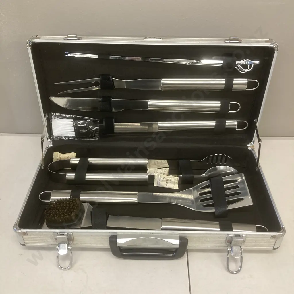 Stevens BBQ Tool Set In Case (Unused) Image 1++