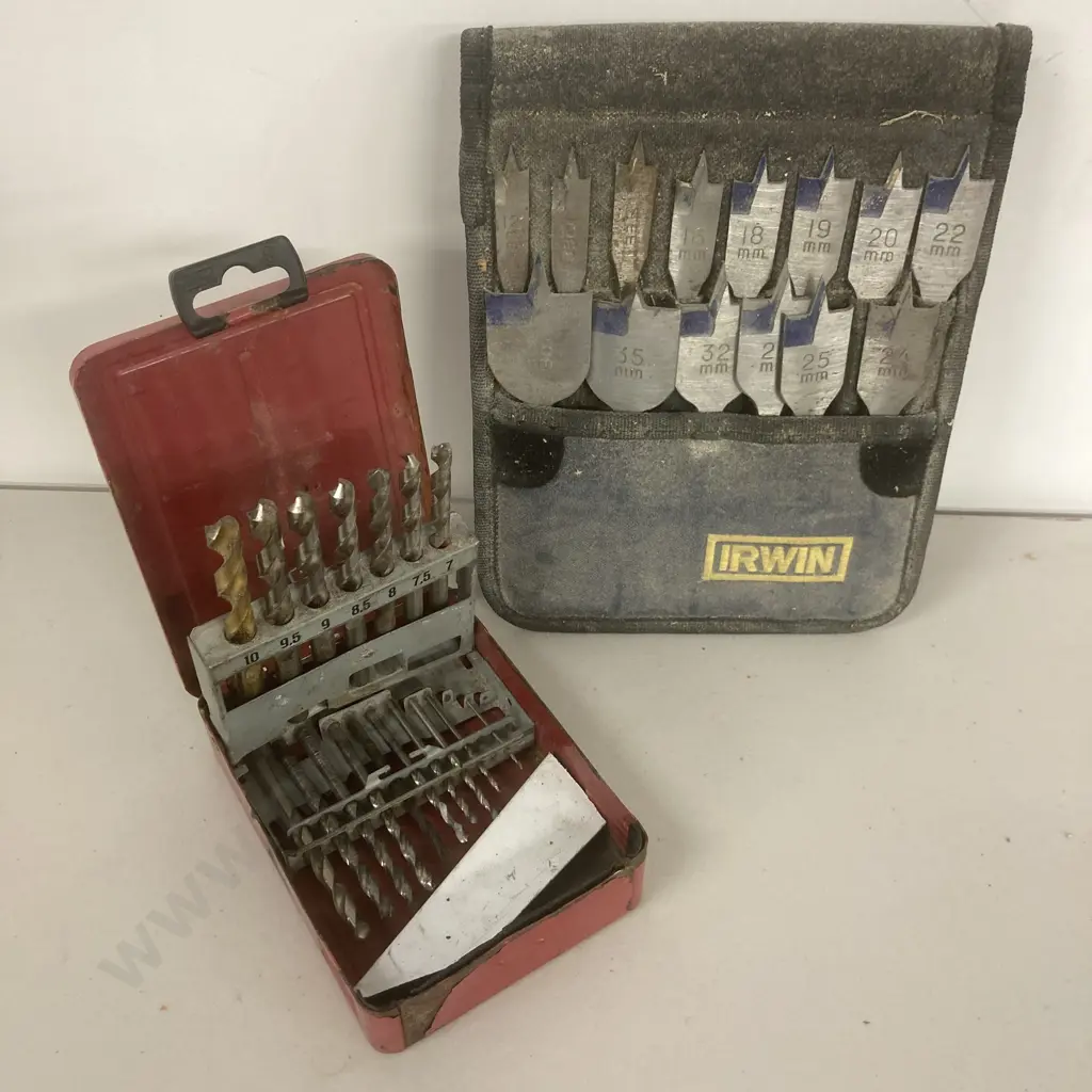 Irwin Spade Bit Set & Red Container With Drill Bits Image 1++