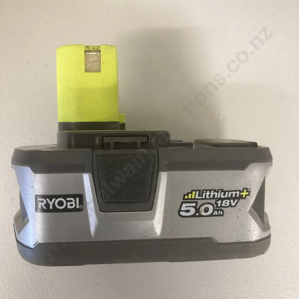 Ryobi 18V ONE+ Cordless Blower Skin CBL1802 With 6Ah & 5Ah Batteries (No Charger) Image 1++