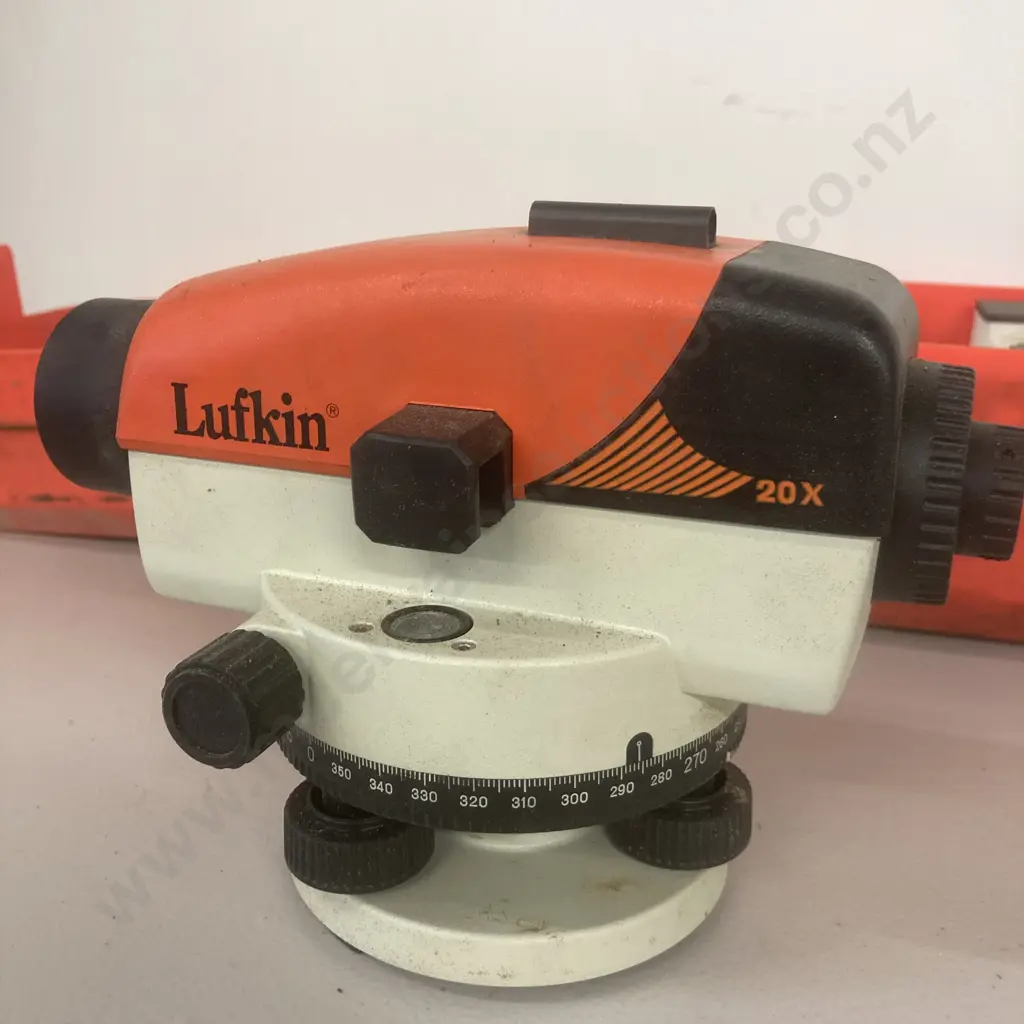 Lufkin Automatic Level 20X Model LAL 20X IN Carry Case Image 1++