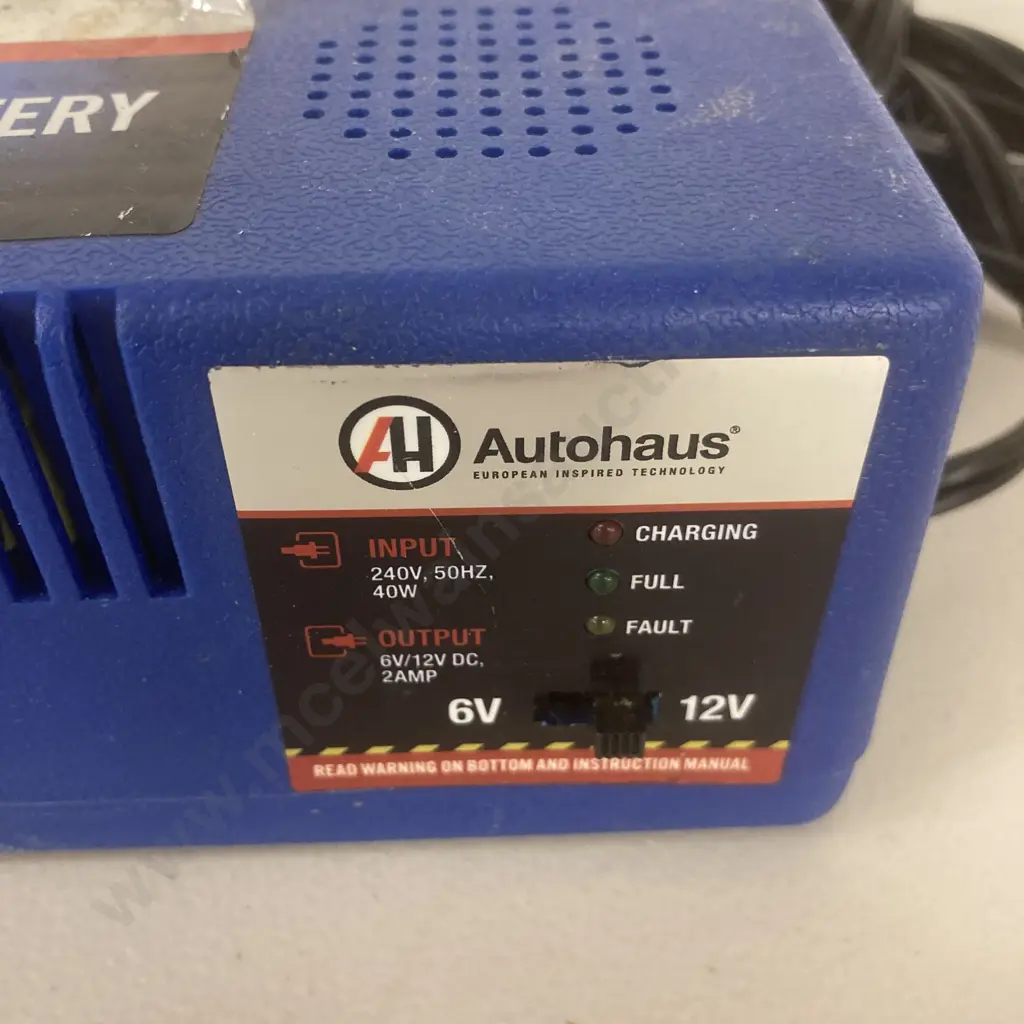 Autohaus Car Battery Charger 6V/12V 2.0 Amp Image 1++