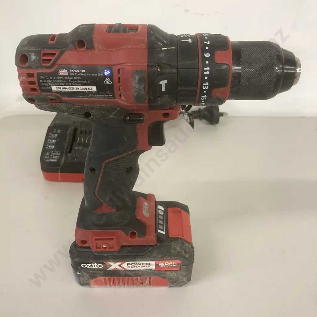 Ozito 18V Cordless Hammer Drill (PXHDS-180) With 3Ah & 5.2Ah Batteries & Charger Image 1++