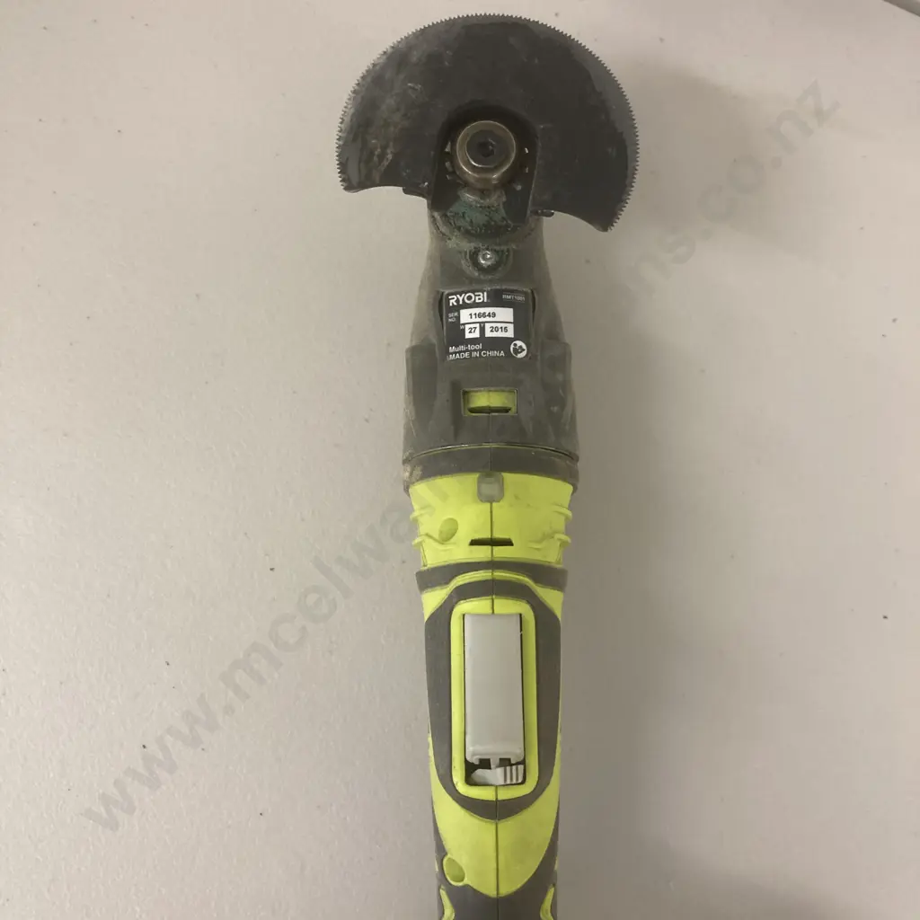 Ryobi 18V ONE+ Cordless Multi Tool (RMT1801) With a 2Ah Battery (No Charger) Image 1++
