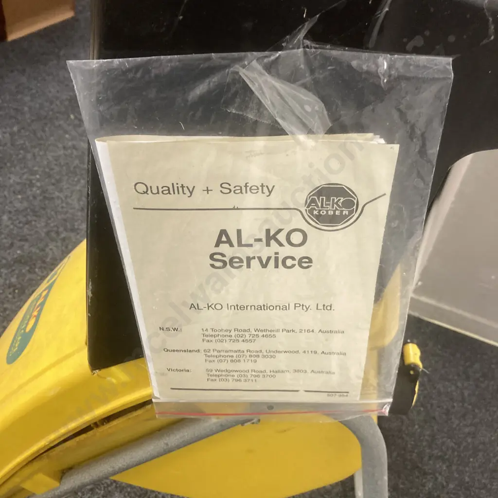 Alko New Tec 1800R Garden Mulcher Image 1++