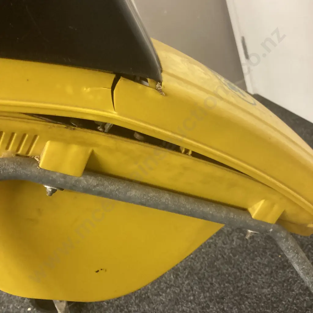 Alko New Tec 1800R Garden Mulcher Image 1++