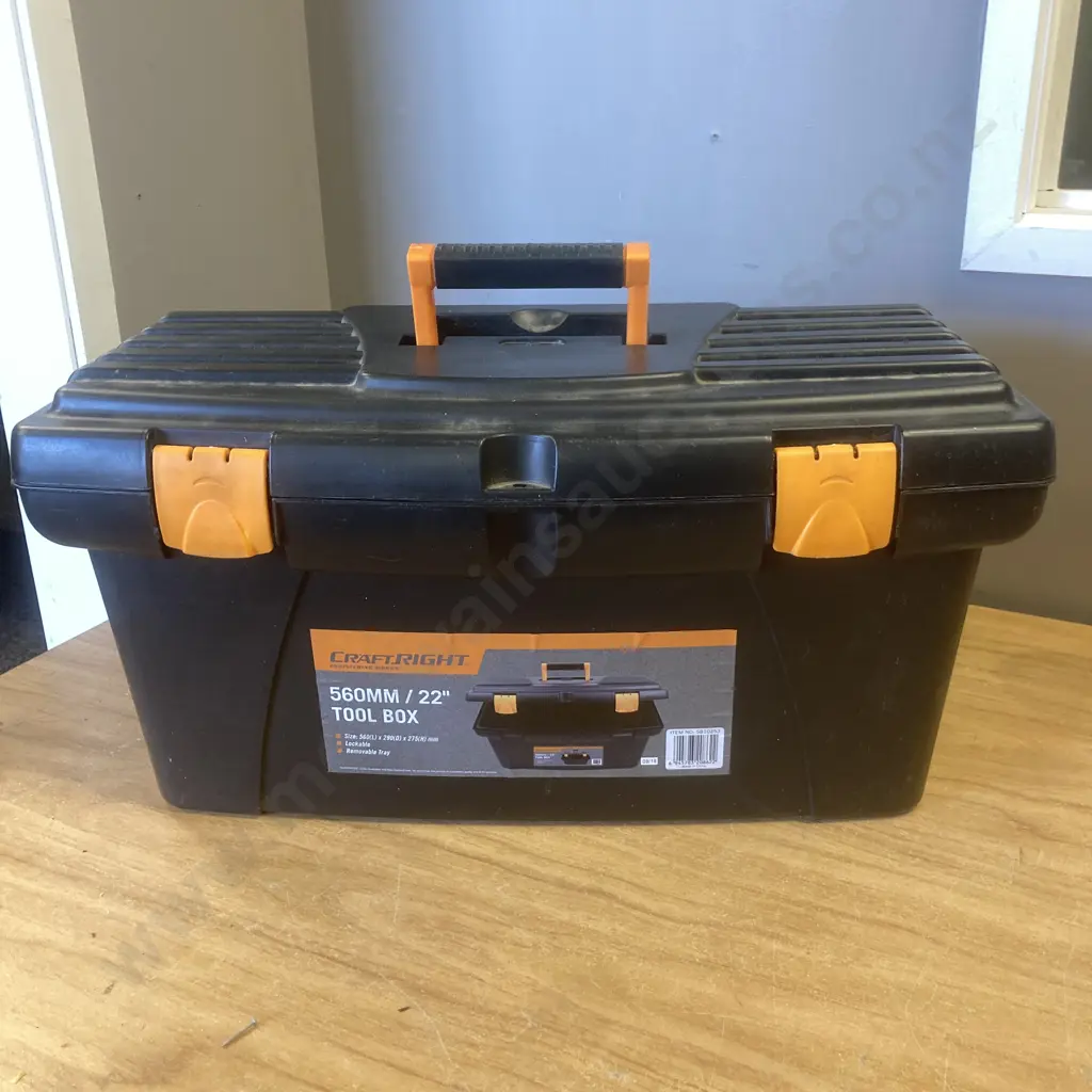 Craftright 22" Toolbox & Tools (AF To Top) Image 1++