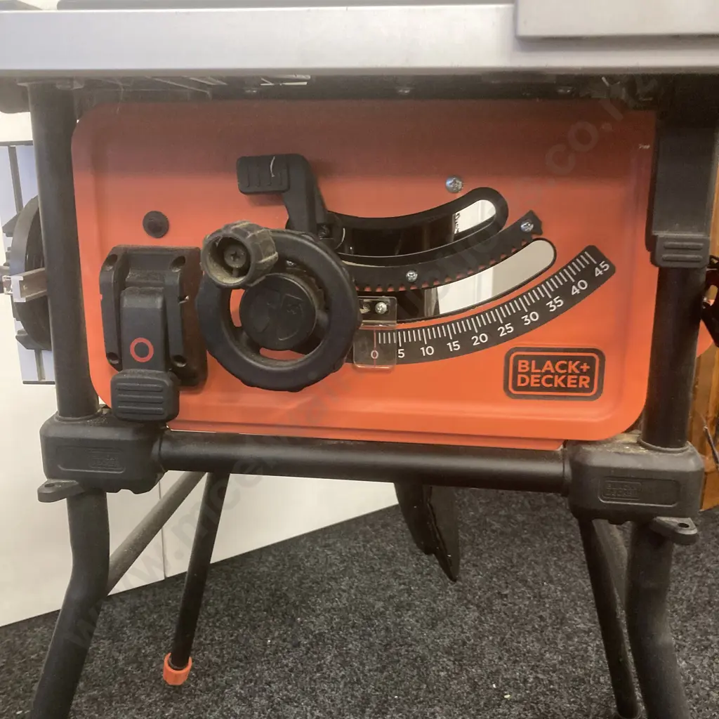 Black & Decker BES720-XE. 1800W 254mm Table Saw Image 1++