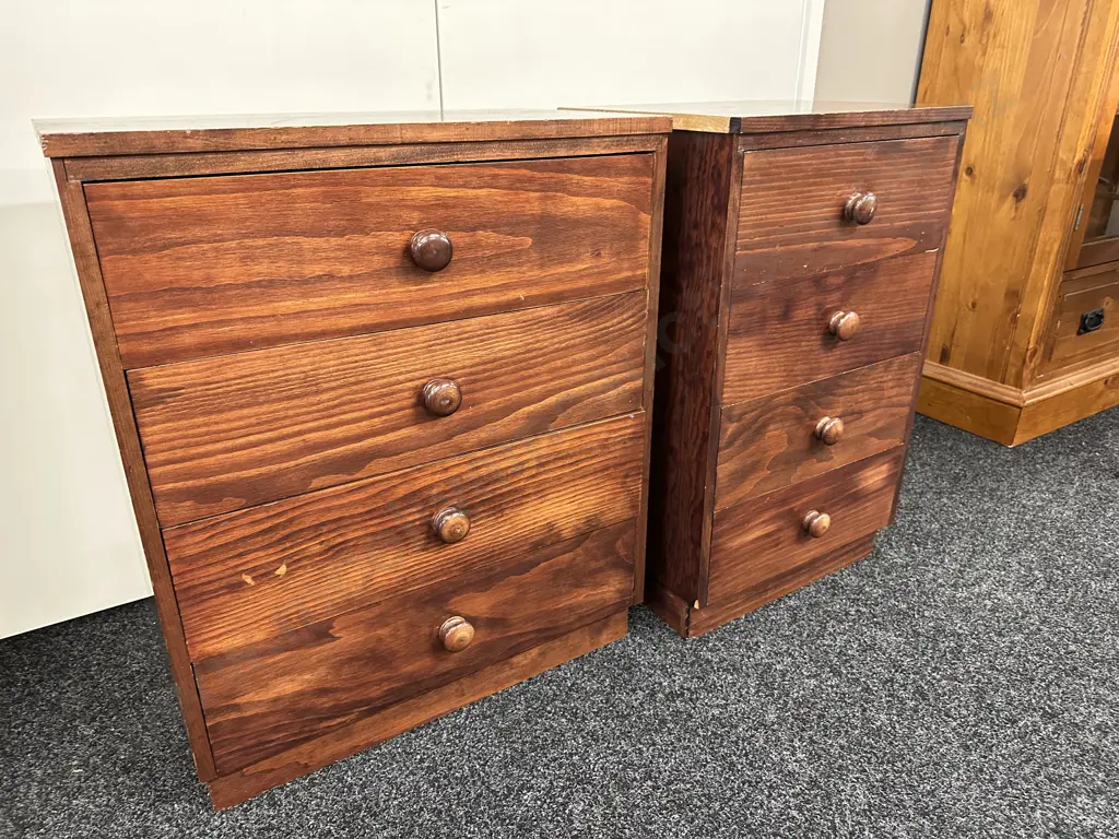 Solid Pine Colonial Style 4 Drawer Chests Of Drawers x 2 Image 1++