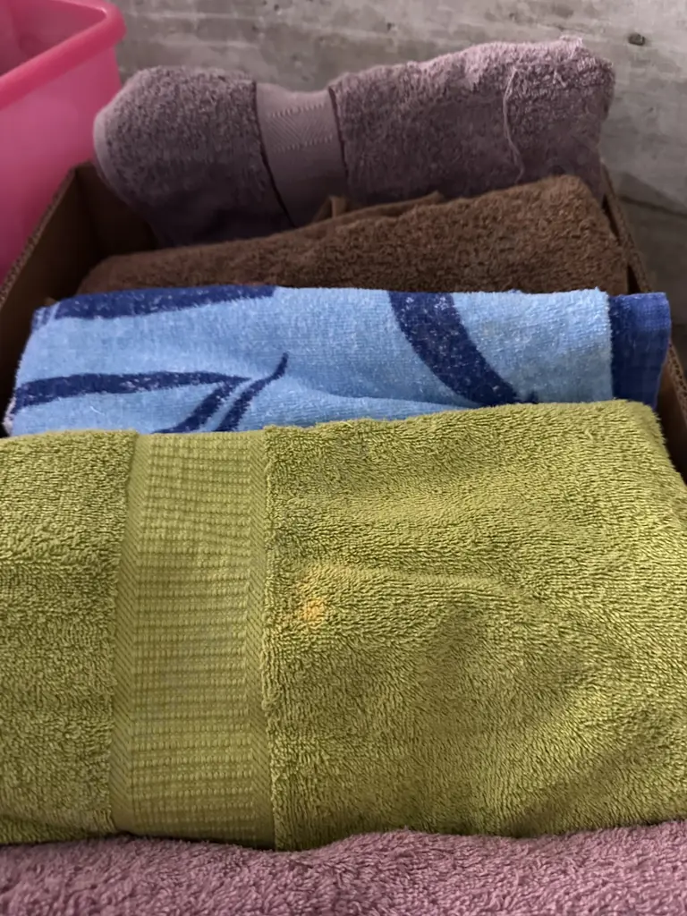 Box Lot of Towels Image 1++