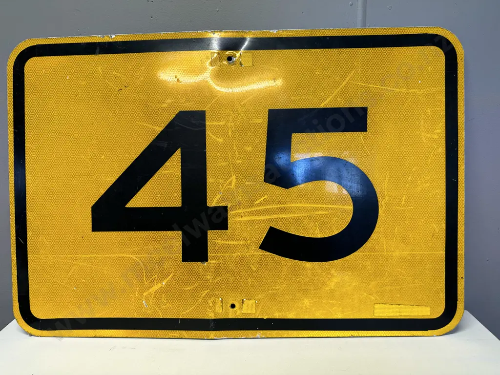 Vintage '45' Reflective Road Sign, 60 x 90cm Image 1++