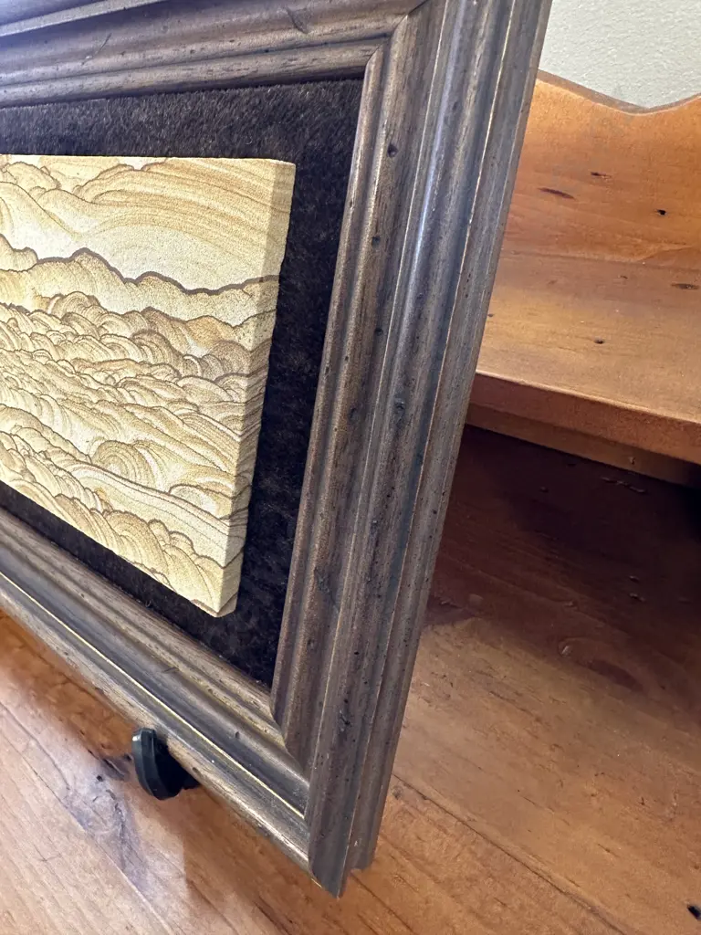 Wooden Framed Picture "Western Hills" 25 x 32cm Image 1++