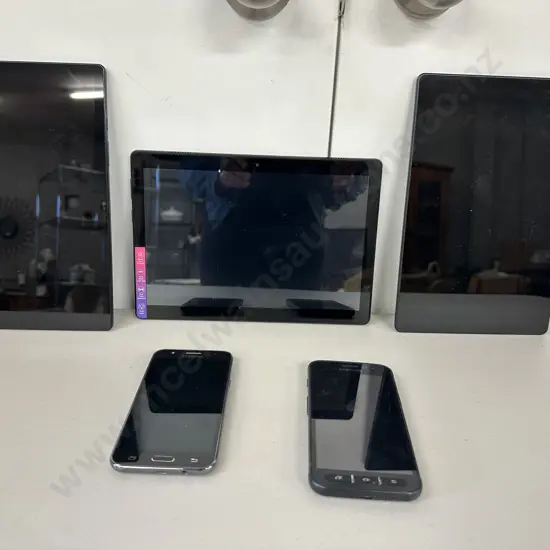 2 x Samsung Cellphones, 2 x Samsung Tablets, 1 x Lenovo Tablet (As Is Where Is)