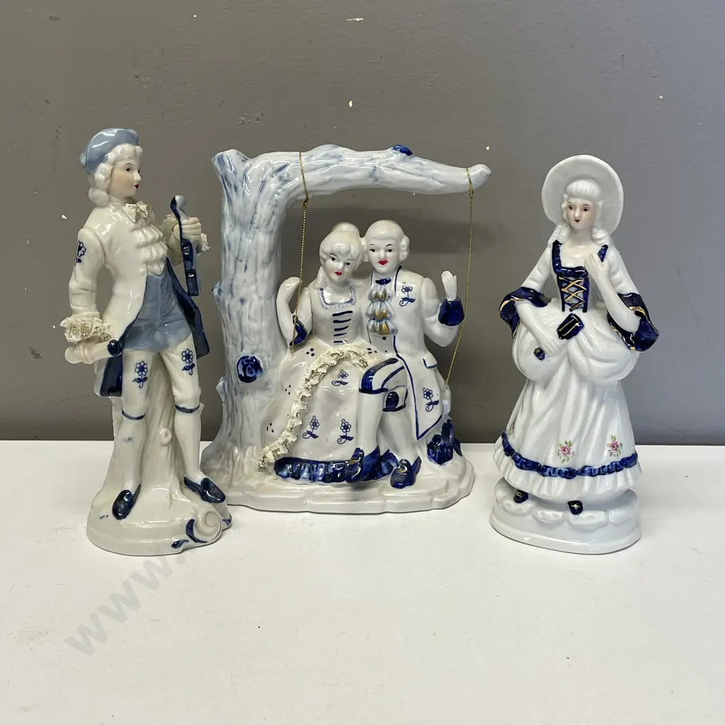 Vintage Blue and White Figurines Image 1++