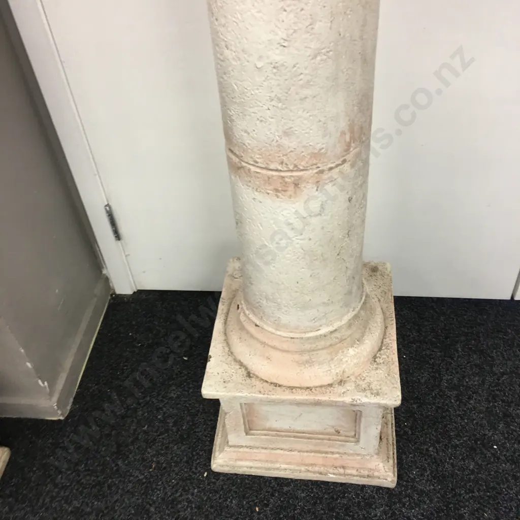 Classical Style Garden Urn On Plinth, Plastic, 37.5cm x 36cm On 121 x 31 x 31cm Plinth, Vintage Condition Image 1++