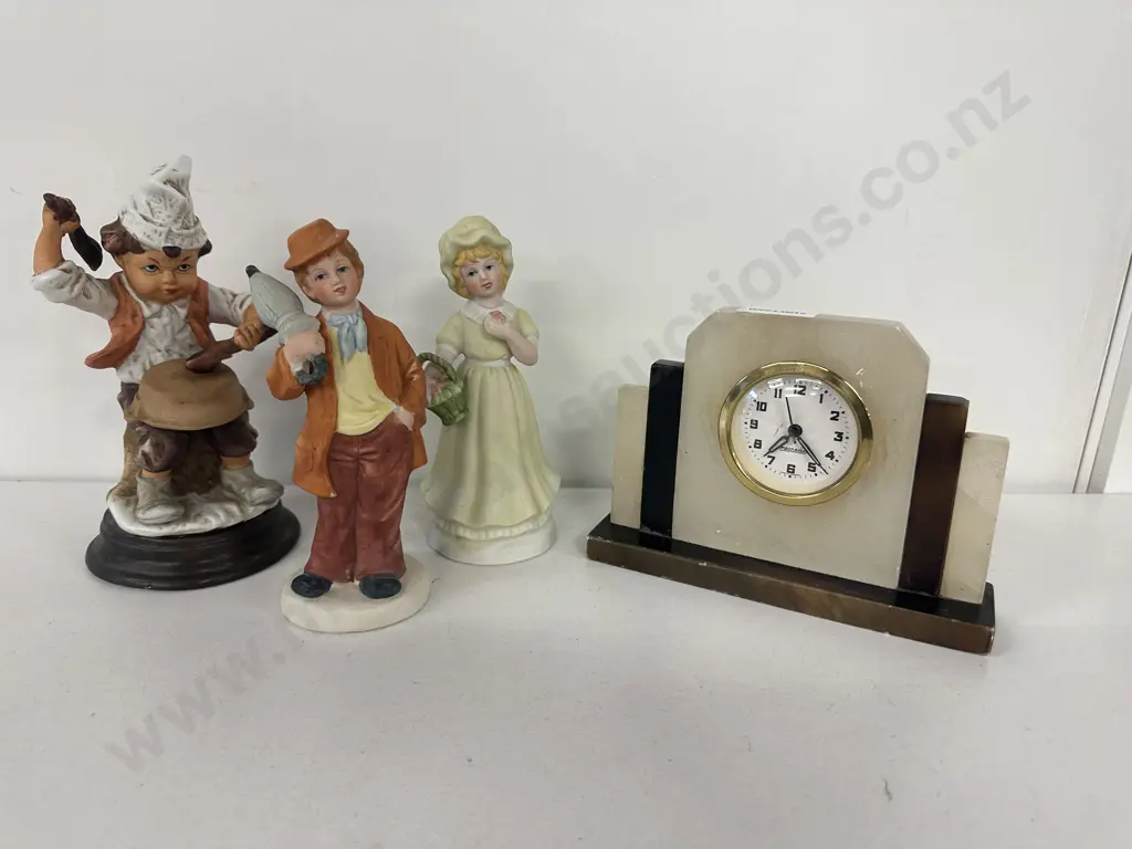 Vintage German Mercedes Marble Mantel Clock, 12.5 x 17.5cm With 3 Small Figurines Image 1++
