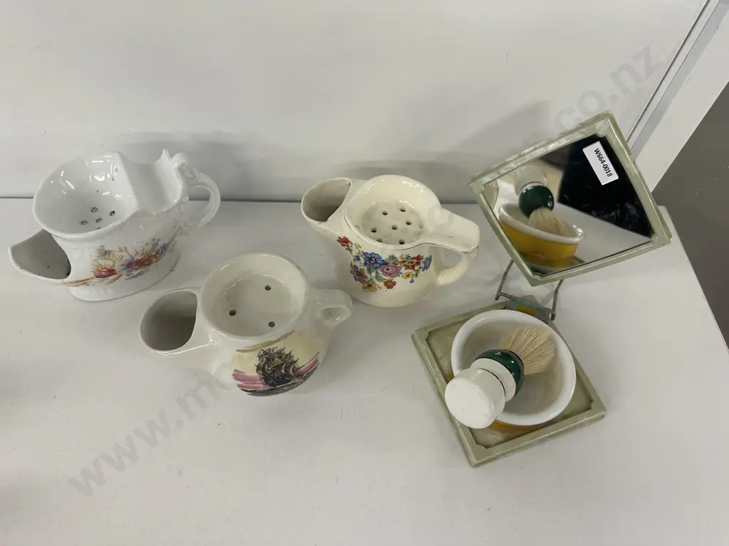 Lot of 4 Vintage Shaving Mugs Image 1++