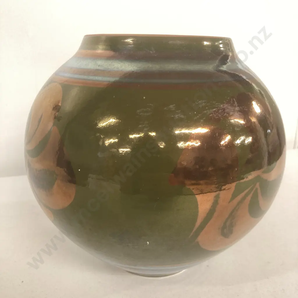 John Green Signed Pottery Vase, South Island NZ, H16cm Image 1++
