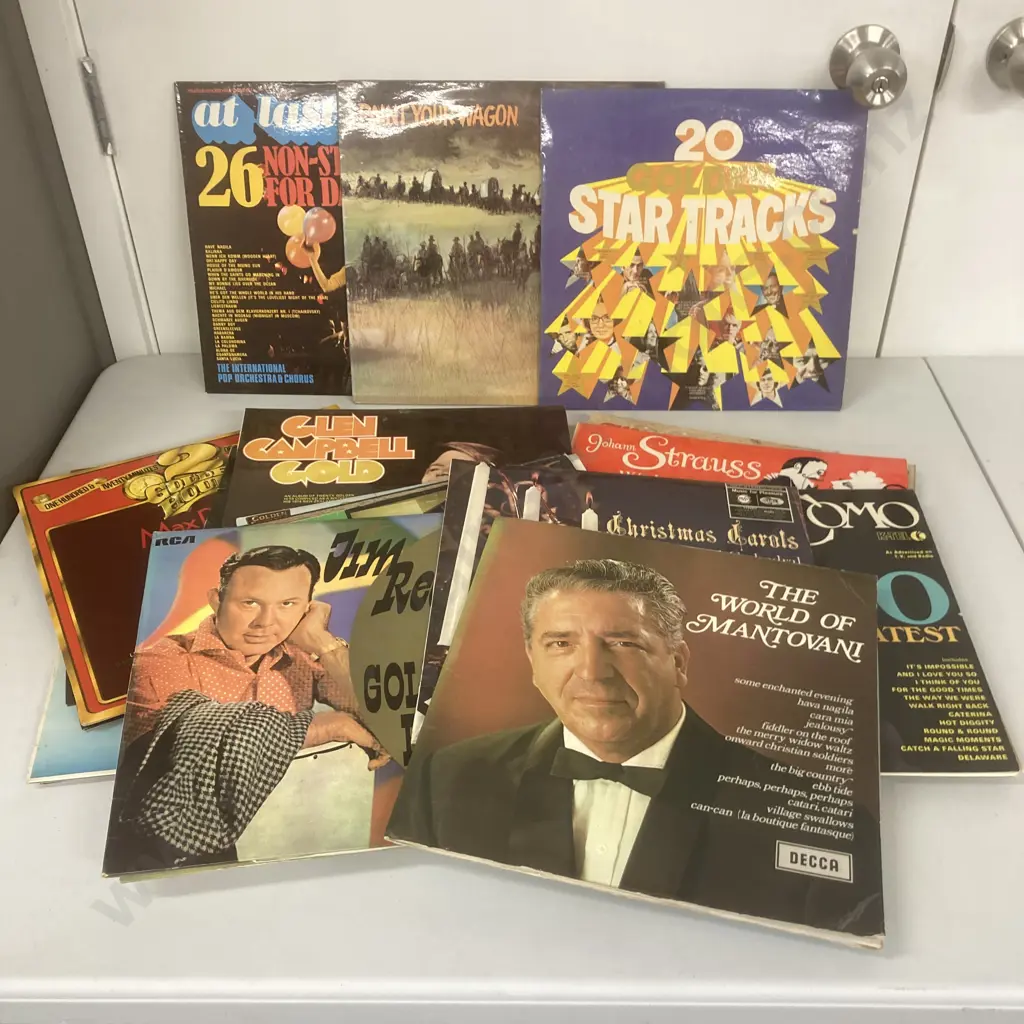 Vinyl LPs x 25 Glenn Campbell, Jim Reeves, James Last Etc, Opened most appear unplayed Image 1++