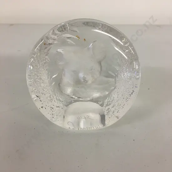 Mats Jonasson Koala Bear Paperweight. Vintage Signature Collection #9175 Signed Art Glass