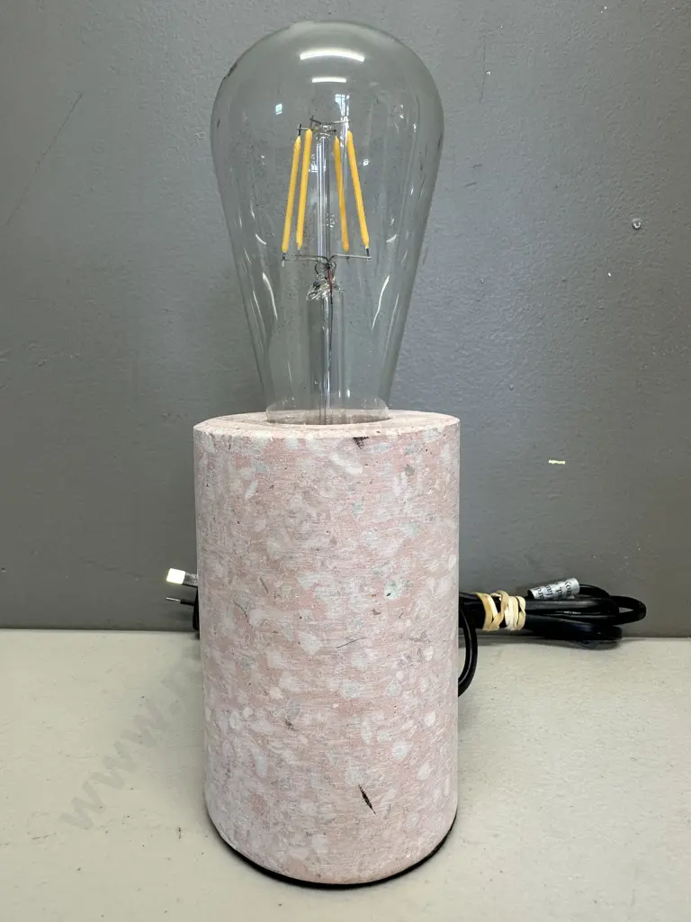 Anko Terrazzo Table Lamp H23cm Image 1++