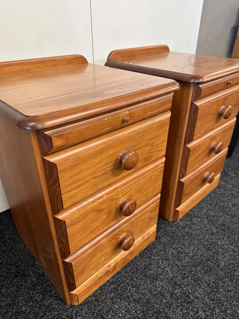 Pair of Pine Bedsides, 3 Drawer & Night Tray, Round Knob Handles, Funnells Furniture, H65 W48 D46cm Image 1++