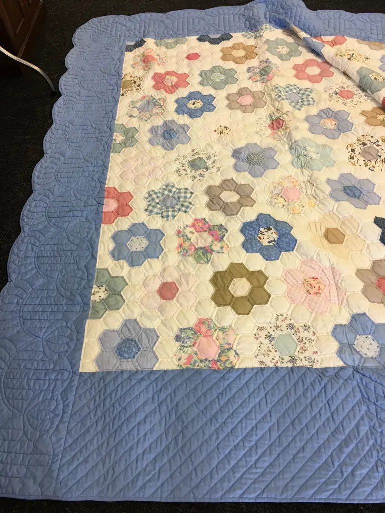 Patchwork Coverlet 245 x 245, Blue, Cream & Pink Tones Image 1++