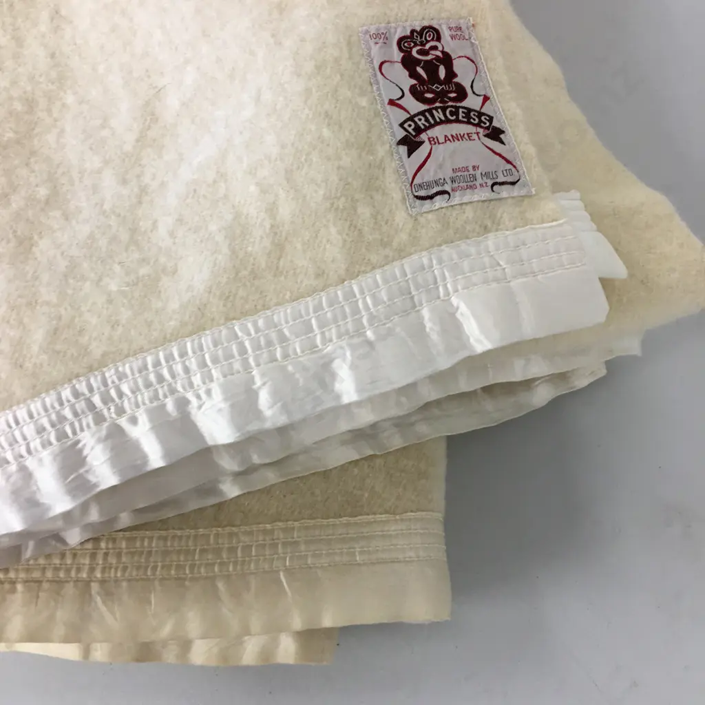 Cream Single Woollen Blankets Image 1++