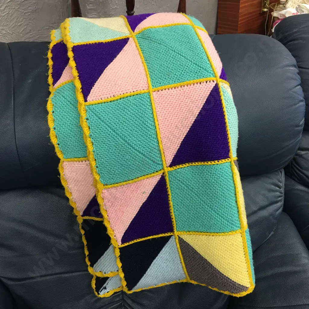 Vintage Pair Of Knitted Blankets  Image 1++