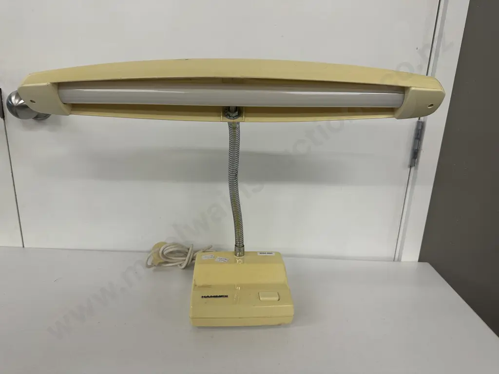 Retro Hanimex Lamp (New Starter & Bulb) Image 1++