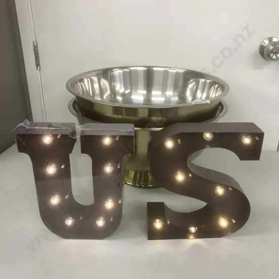U and S LED Metal Letter Free Standing or Hanging Lights (23 x 20cm) & Pair of Large Footed Party Bowls