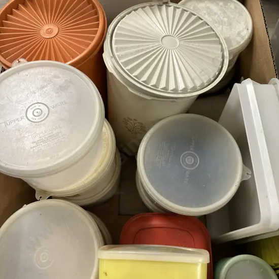 Box Lot Tupperware