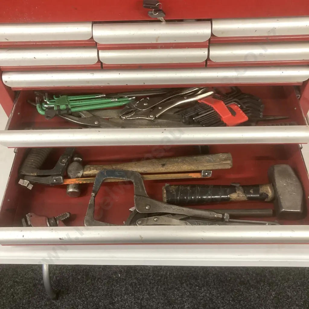 Red Steel Repco 9 Drawer & Top Tray Tool Chest With Tools, Two Keys, H43 W66 D31cm, Image 1++