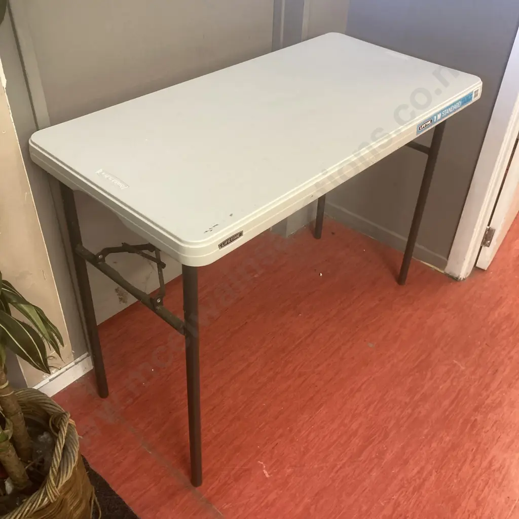 Lifetime 1m Standard Trestle Table Image 1++