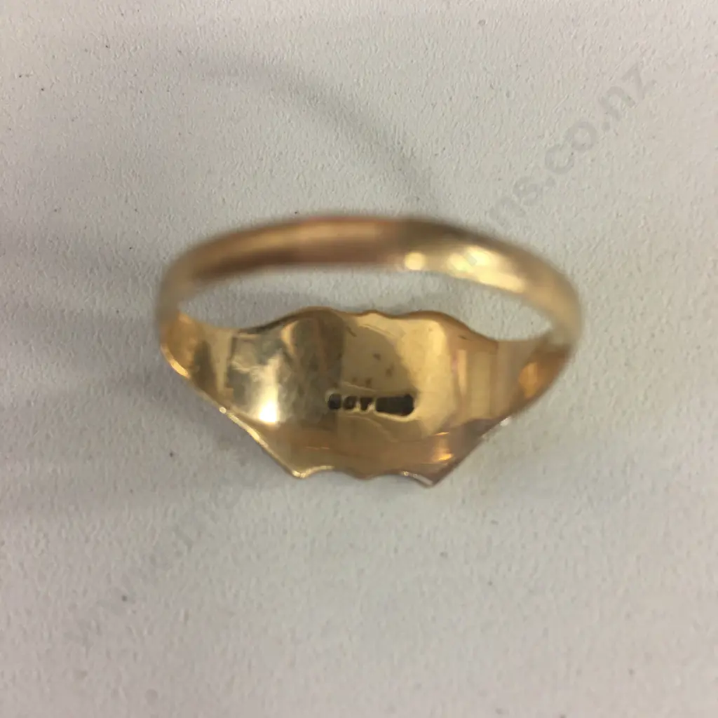 Mens Gold  Signet Ring Stamped 9 Ct Image 1++