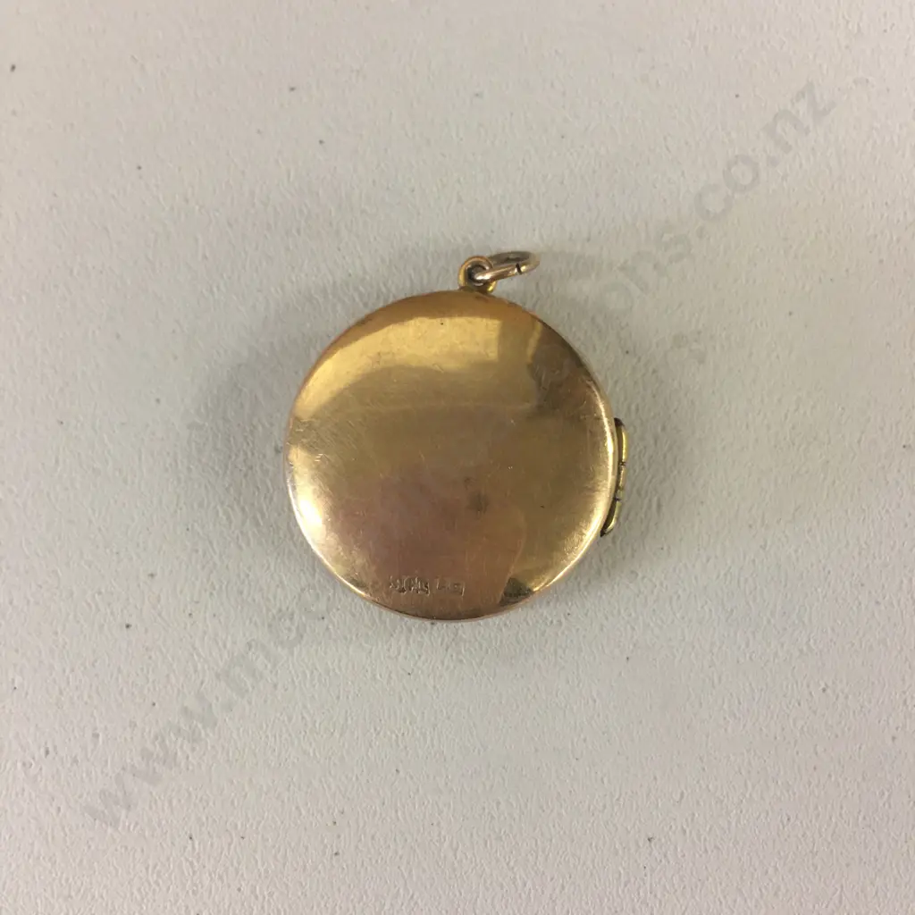 Round 9Ct Locket  Image 1++
