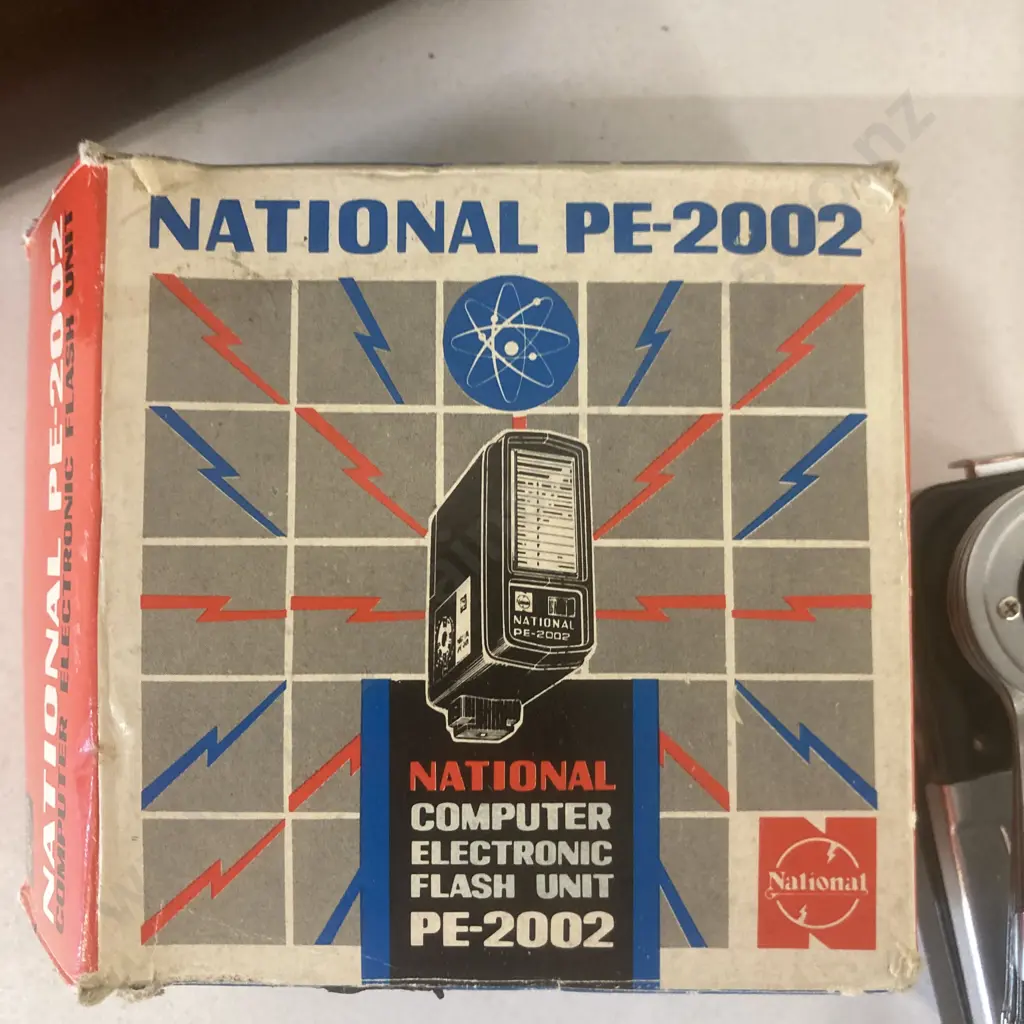 Vintage Photography Items. National PE-2002 Flash Unit, Safari Japan Fan Flash, Leather Box Camera Case, Etc Image 1++
