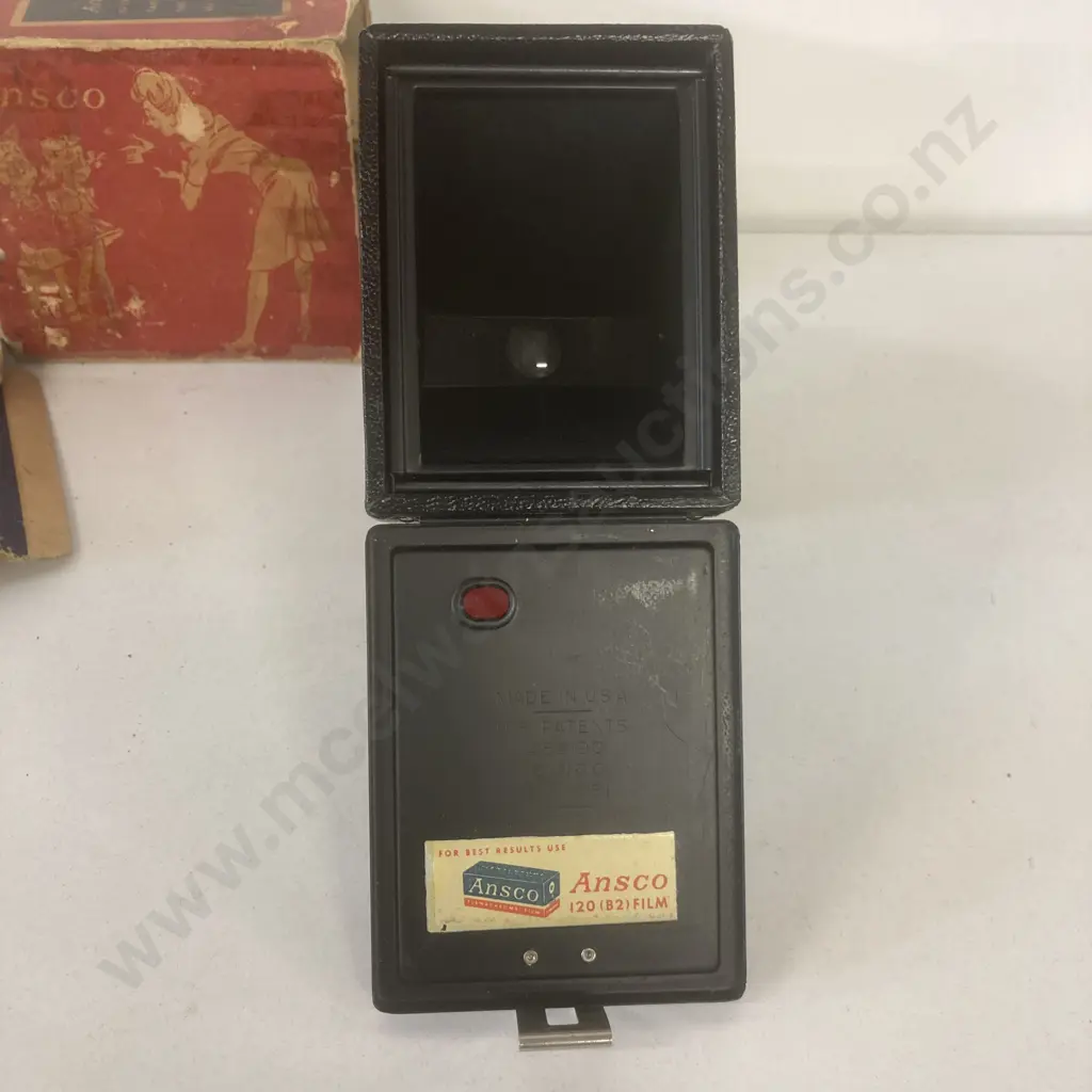 Vintage 1940's ANSCO SHUR-SHOT JR 120 Film Box Camera With Original Box Image 1++