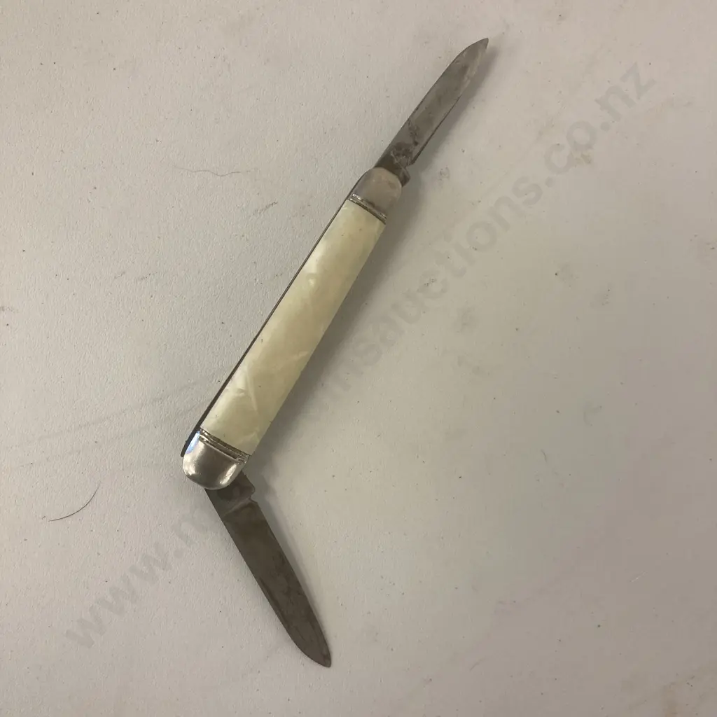 Vintage Richards Sheffield England 2 Blade Folding Pocket Knife & a Pair of Chinese Multi Tool Knives Image 1++