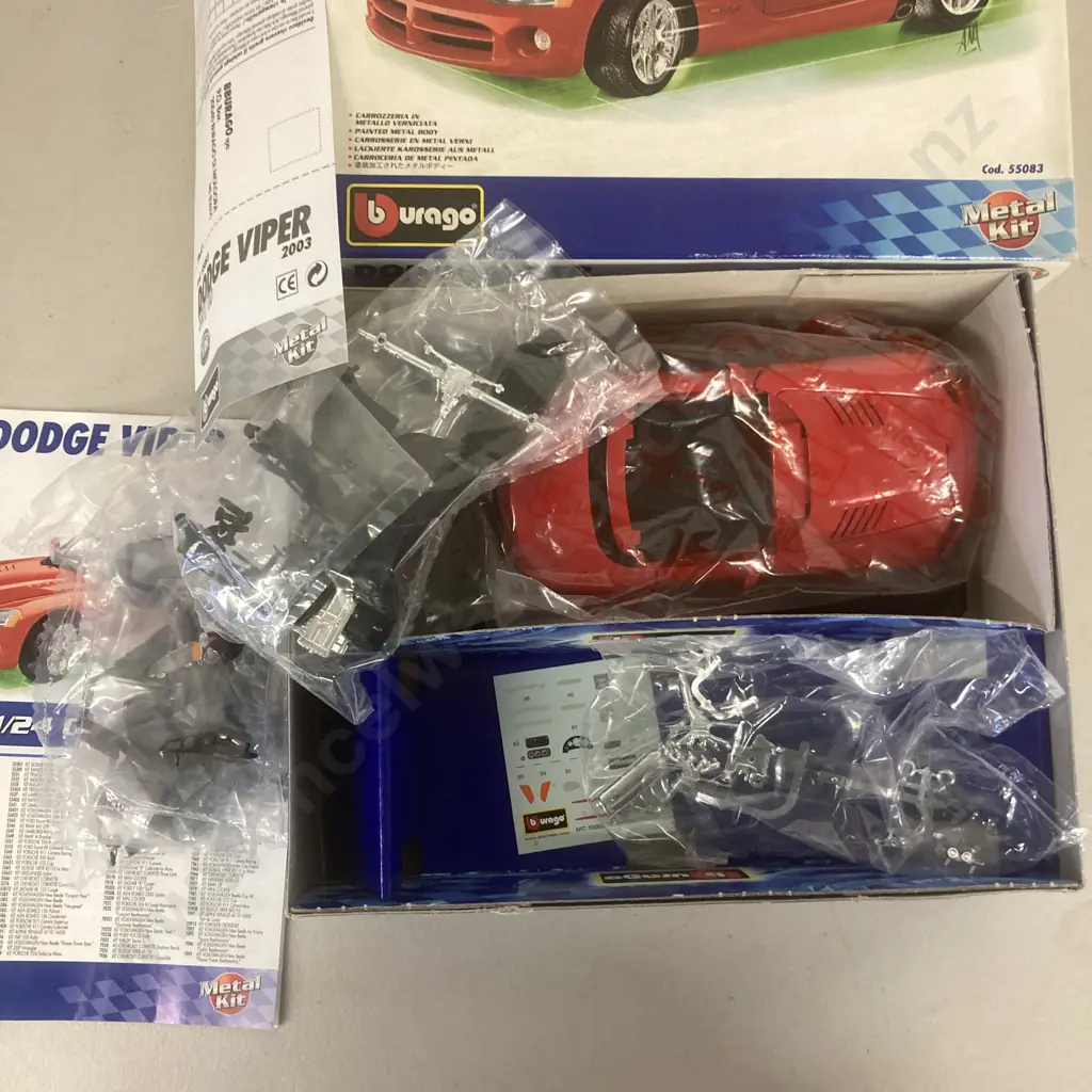 Tamiya HONDA PIAA ACCORD VTEC 1/24 Model Kit & Burago Dodge Viper SRT/10 2003 Scale 1/24 Metal Kit Image 1++