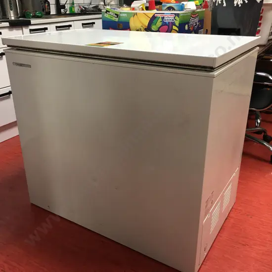 Westinghouse 320 Litre Chest Freezer, #WCM3200WA*12