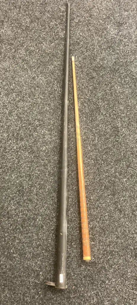 Pool Cue In Vintage Steel Case Image 1++