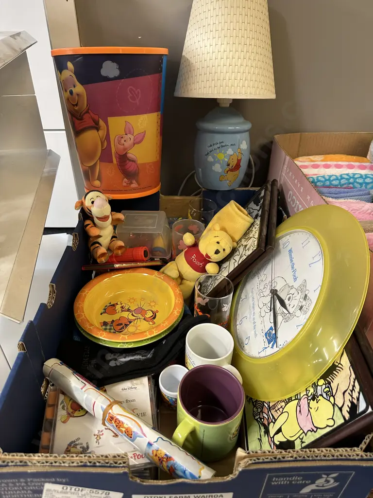Box Lot Assorted Winnie The Pooh, Table Lamp, Clock, Bin Etc Image 1++