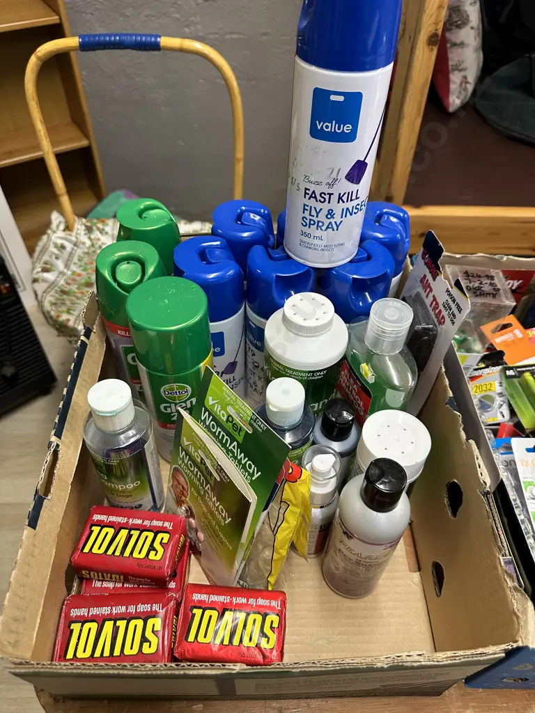 Box Lot Fly Spray, Pet Items Etc Image 1++