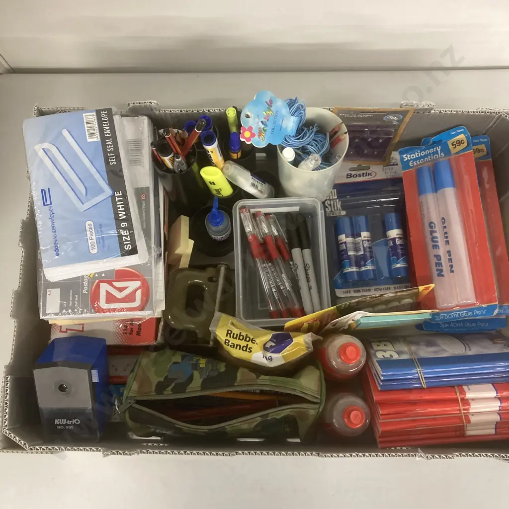 Box Lot Stationery Image 1++