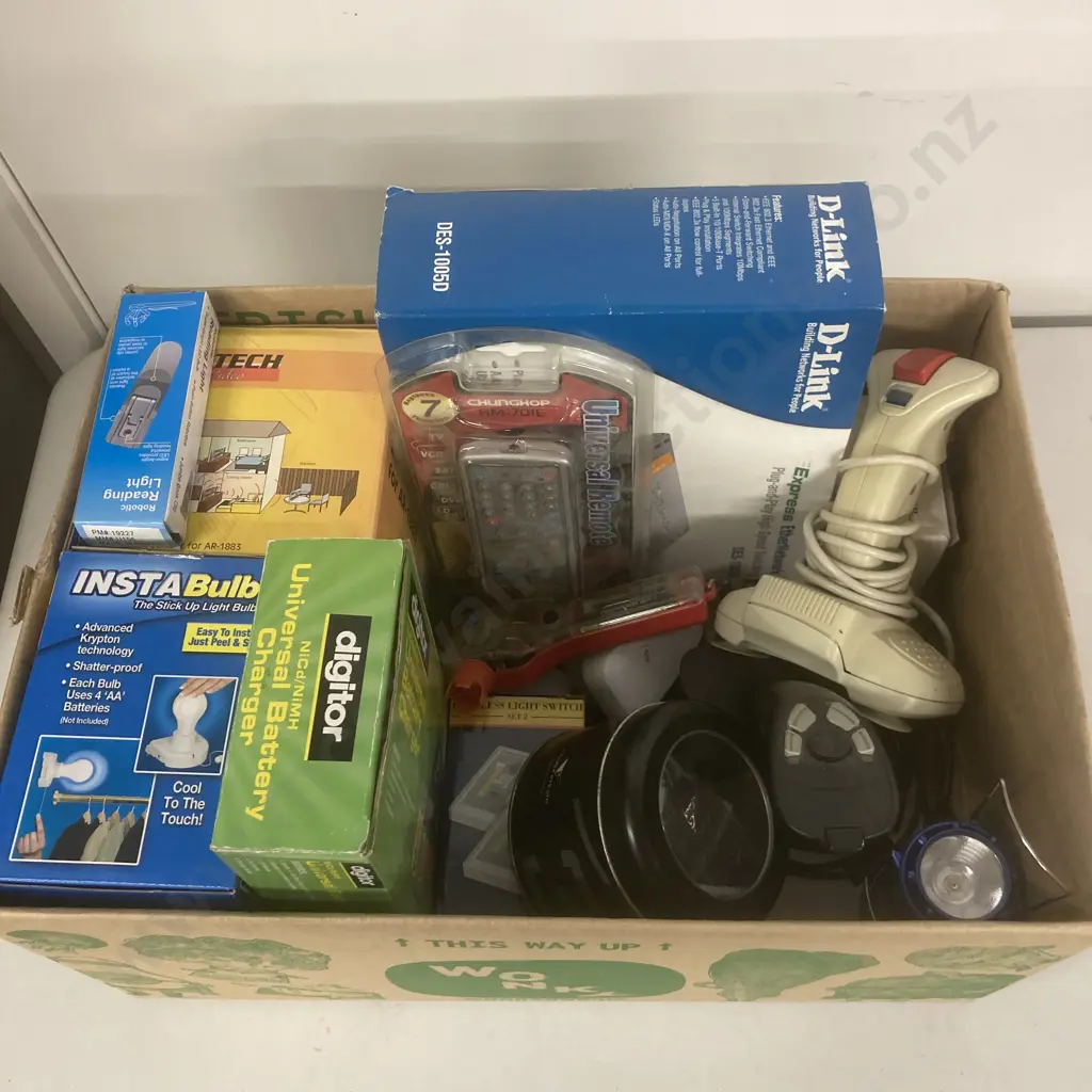 Box Lot Electronics Image 1++