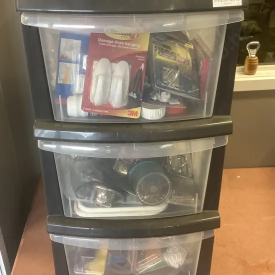 Taurus 3 Drawer Unit With Hardware, Screw & Nail Packs Etc