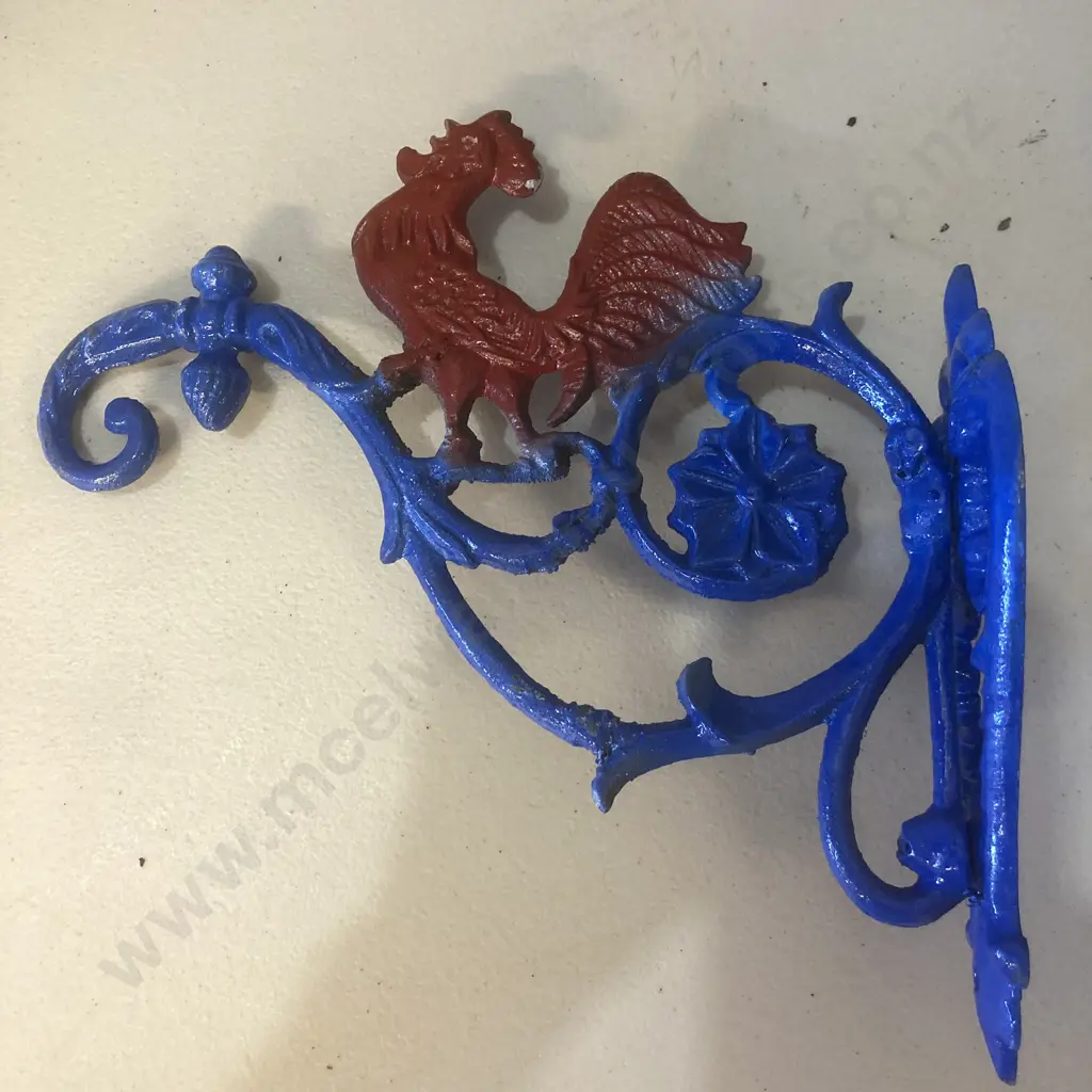 Cast Animal Door Stop & Ornate Rooster Wall Hanger Image 1++