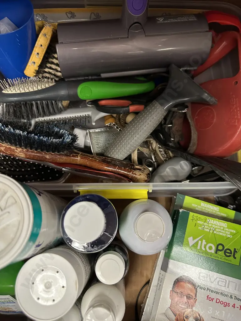 Box Lot Pet Items, Carpet Fresh Etc Image 1++
