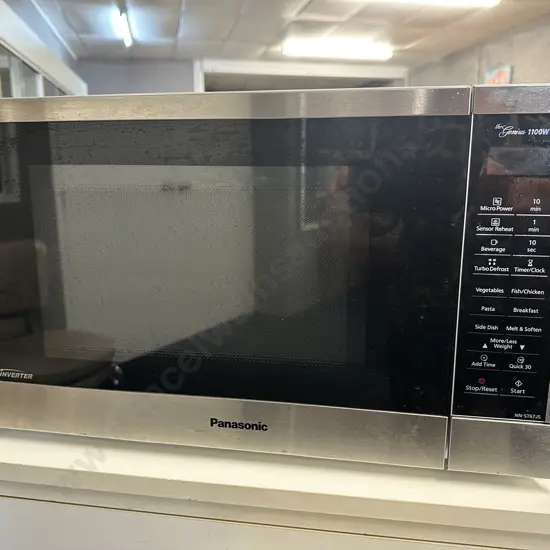 Panasonic Inverter The Genius 1100W Microwave With Manual, Model NN-ST67JS