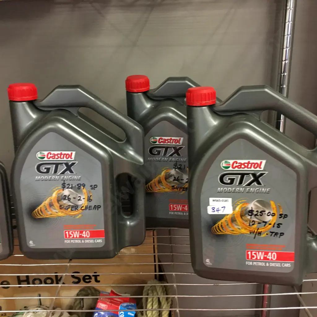 Lot of Castrol Oils Image 1++